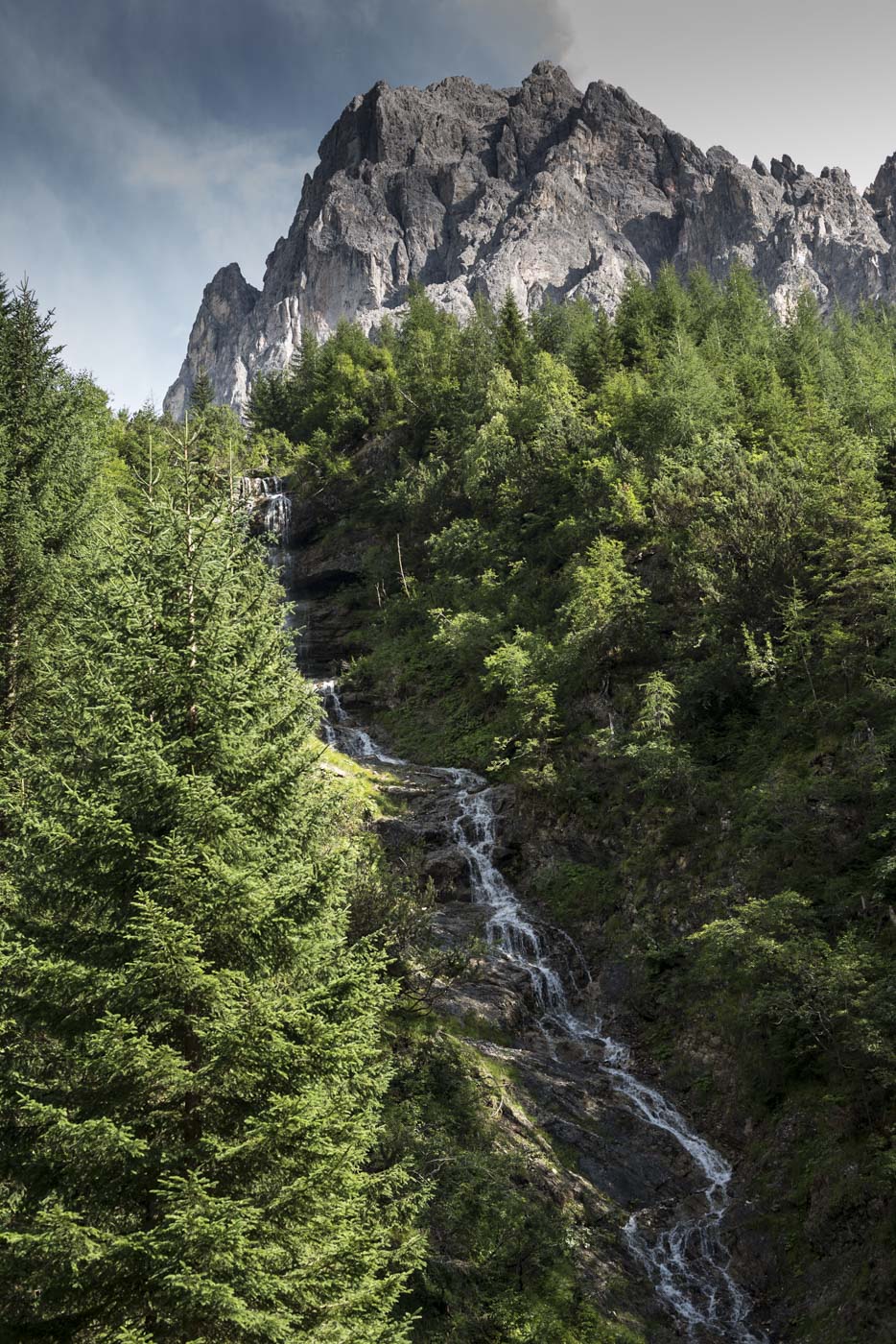 Wasserfall in den Dolomiten